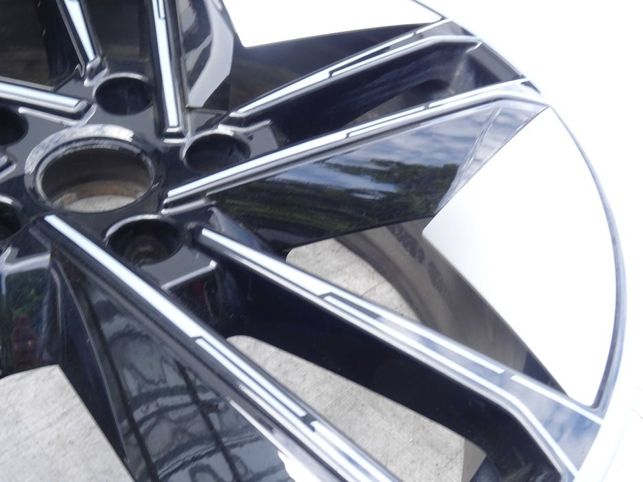 felga aluminiowa przód audi e-tron gt rs 21 4j3,601025ac 4j3,601025l