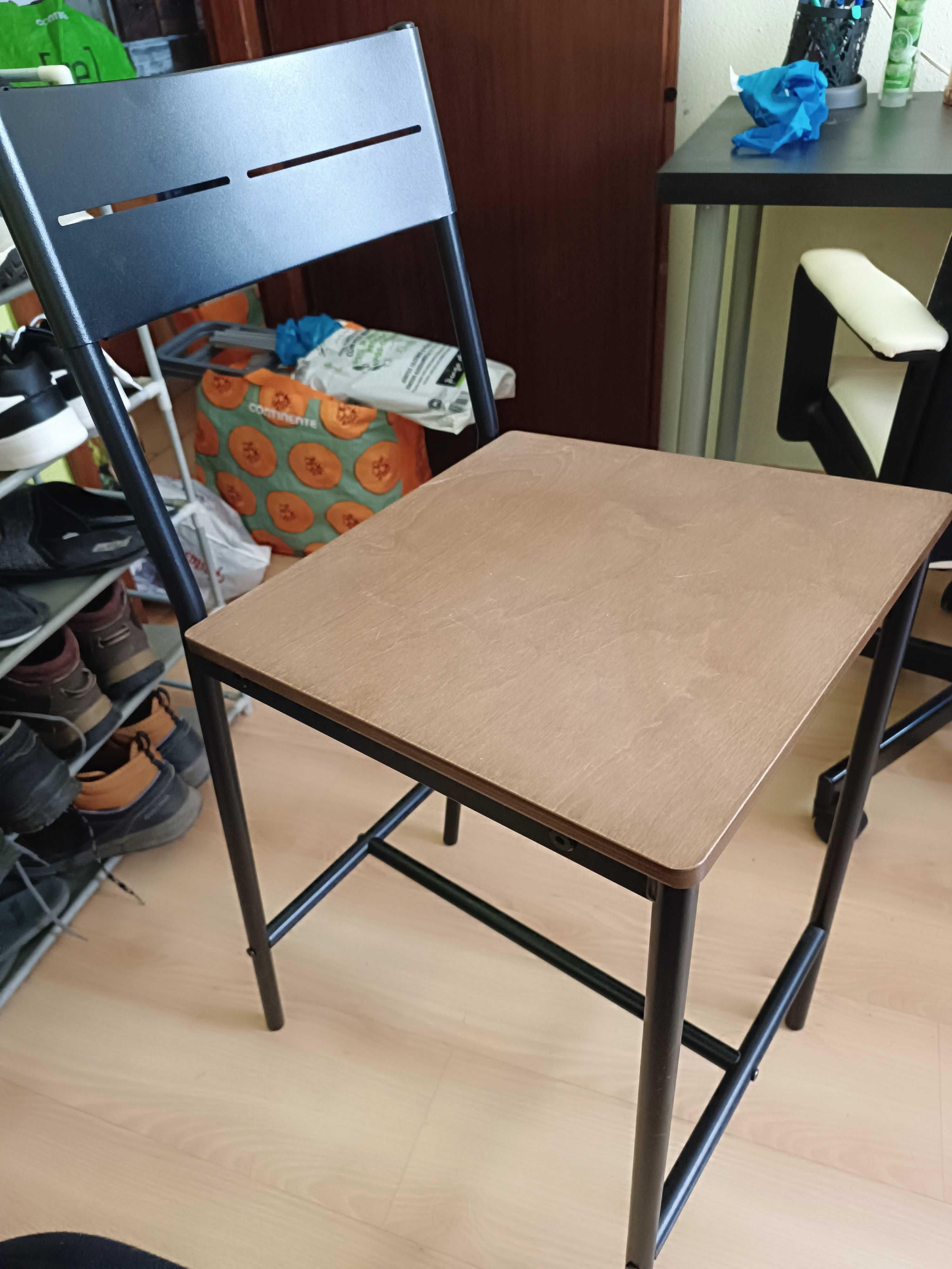 Bancos altos de cozinha,25€ cada banco