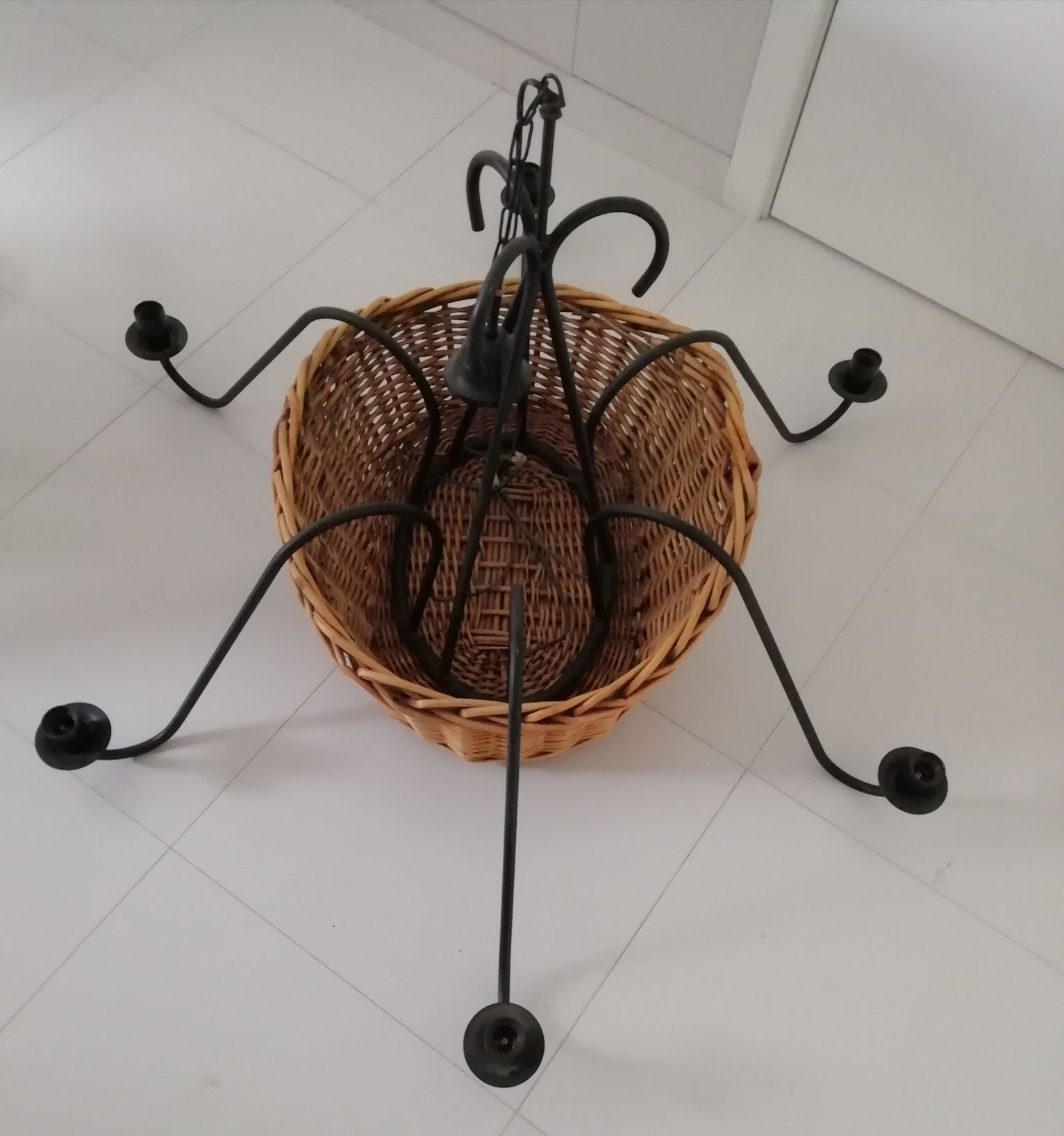 Candeeiro Rústico em verga com braços em ferro!