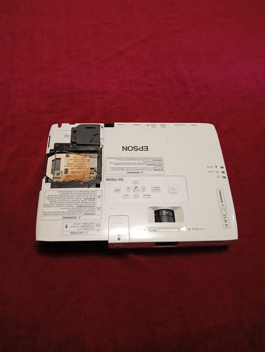 Проектор Epson EB-1760W. Model- H361B.