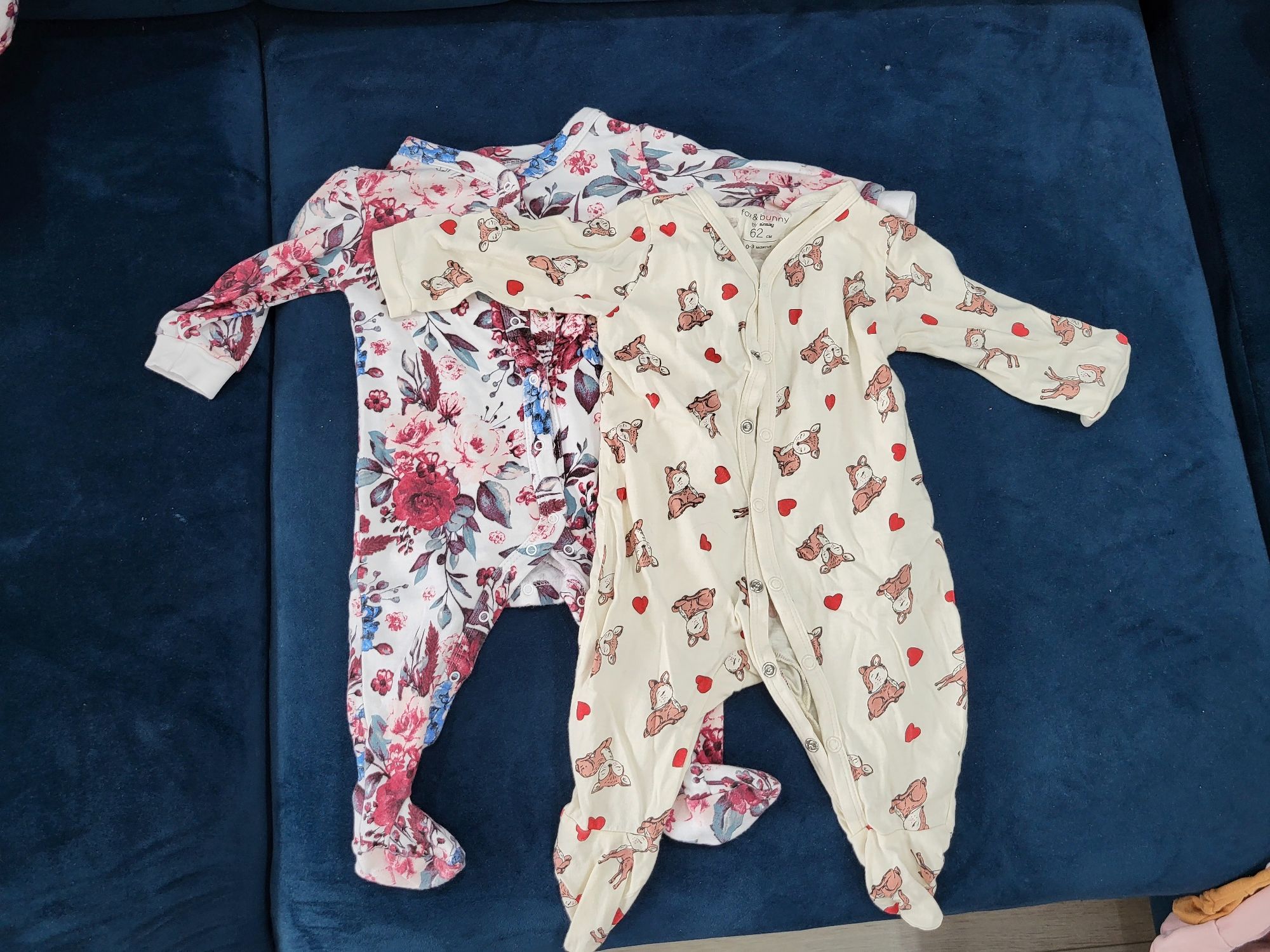 Ubranka niemowlęce dziewczęce rozmiar 62-74
