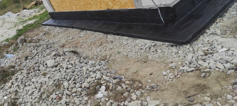 Hydroizalacja płyty fundamentowej i ścian