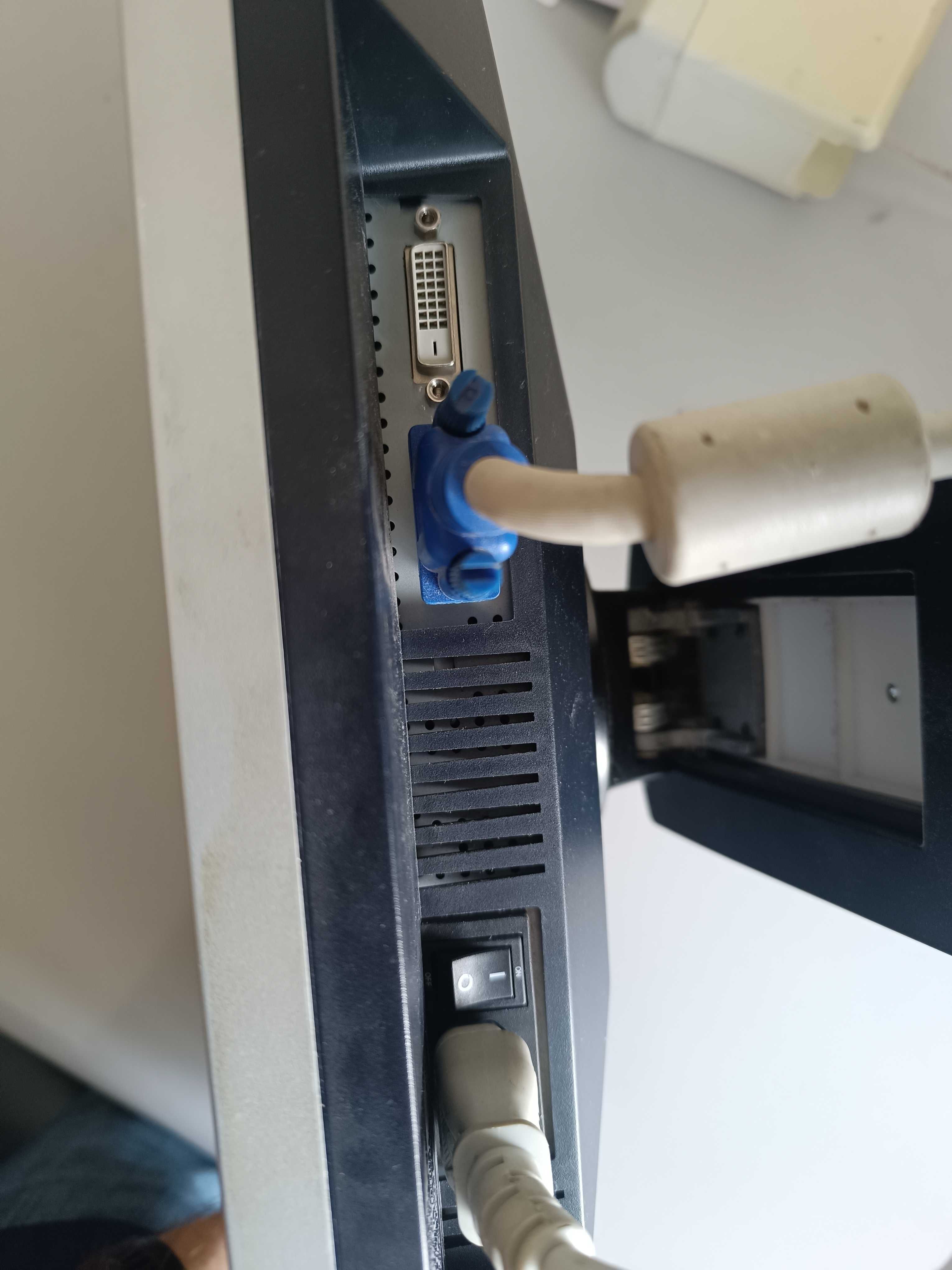 Монітор Samsung sync master 205bw