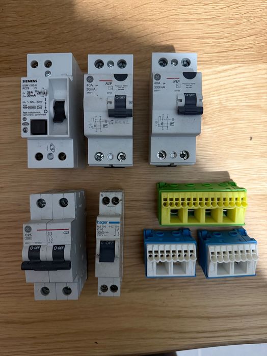 Material elétrico (Diferenciais e ponte barramento)