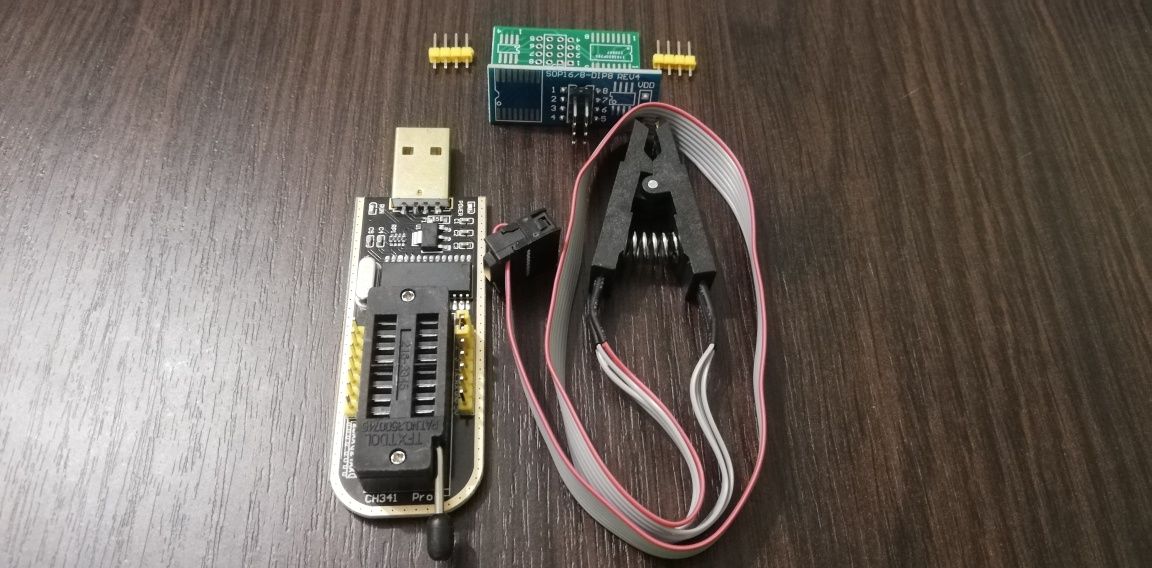 Программатор CH341A USB