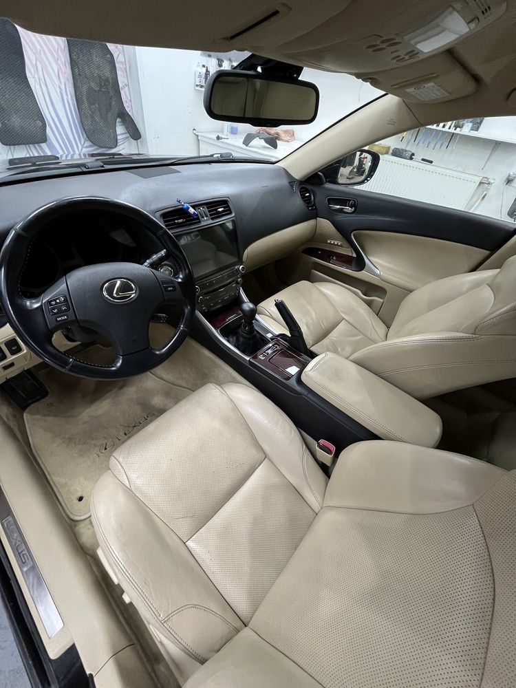 Lexus is220d diesel