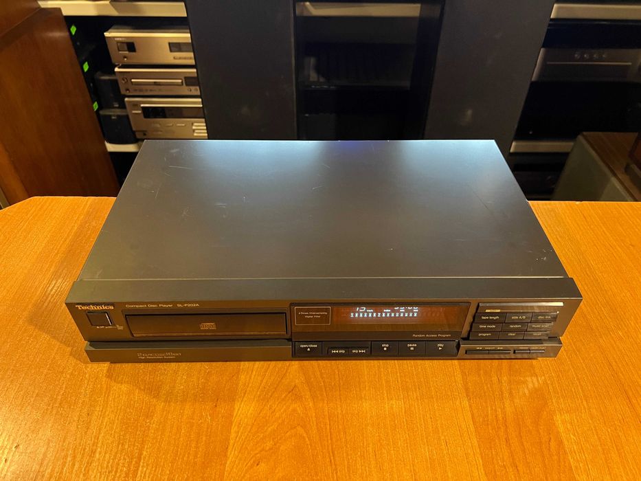 Odtwarzacz płyt CD Technics SL-P202A Audio Room