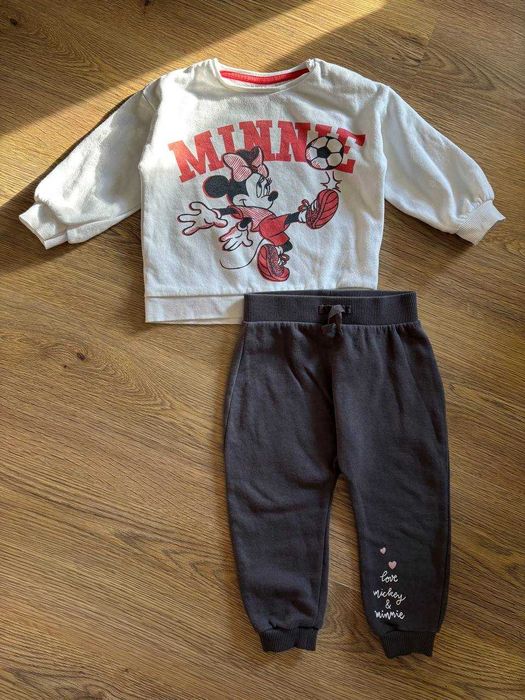 Утеплений спортивний костюм Disney baby, розмір 80-86 см. (12-18 м.).