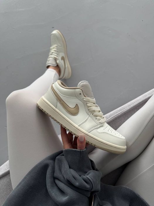 Кросівки Nike Air Jordan Retro 1 Sail Beige 36-43