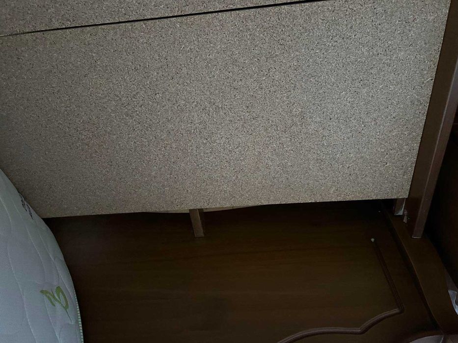 Ліжко двоспальне ліжко