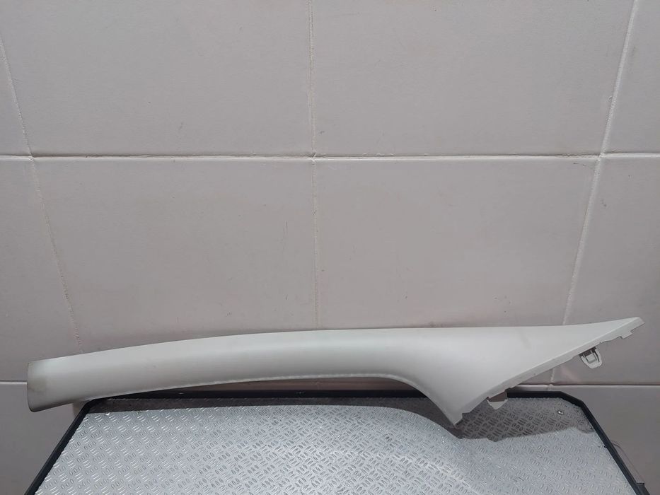 OBUDOWA SŁUPKA LEWA WEWNĘTRZNA SZYBY RENAULT TRAFIC III 3 R2016 NR 769125758R