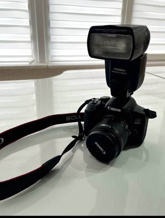 Фотоапарат Canon eos 850D