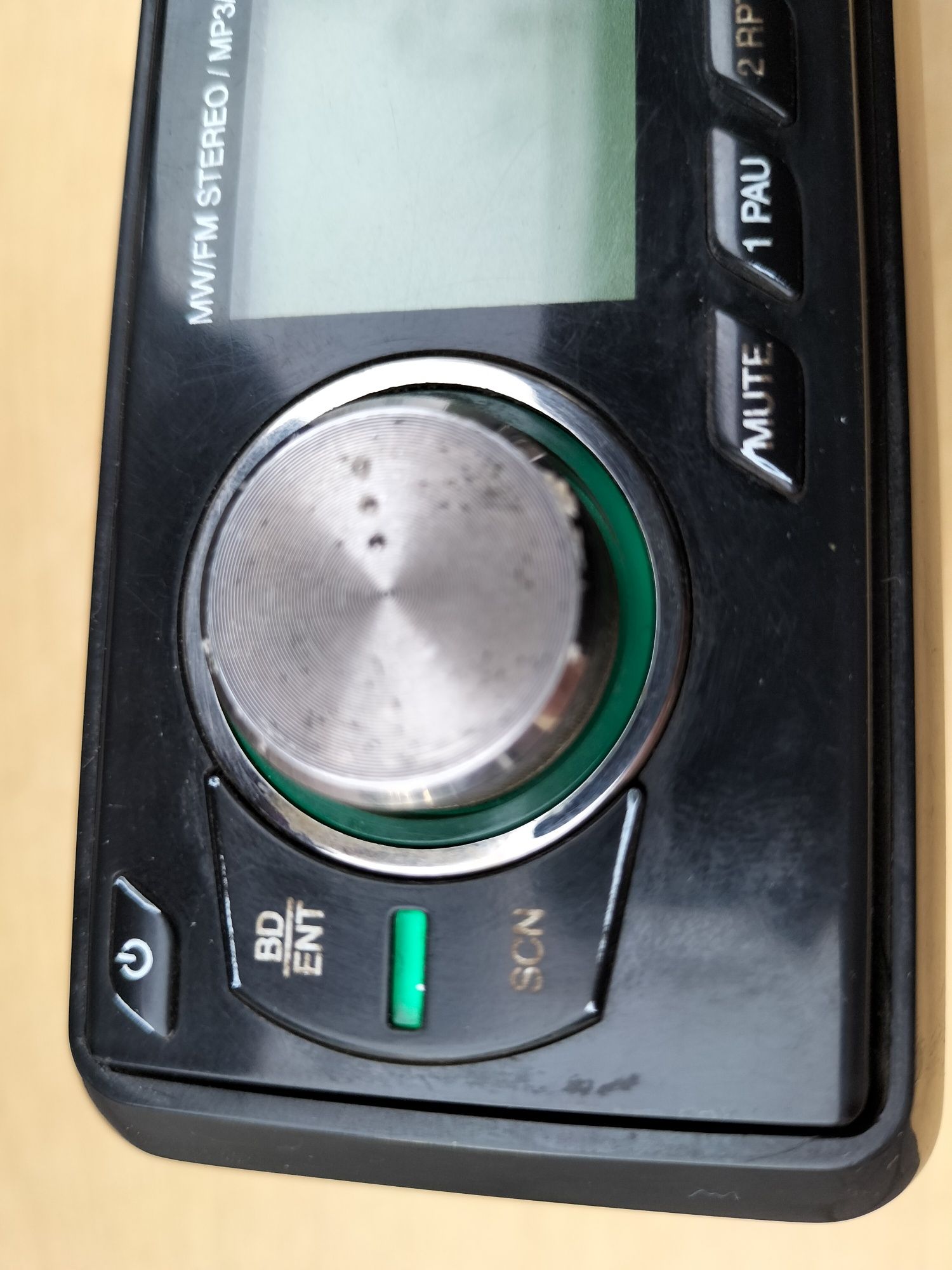 Sprzedam radio ciągnikowe.