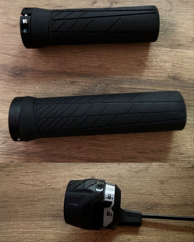 Gripy chwyty rowerowe MTB plus blokada Combolock V2.