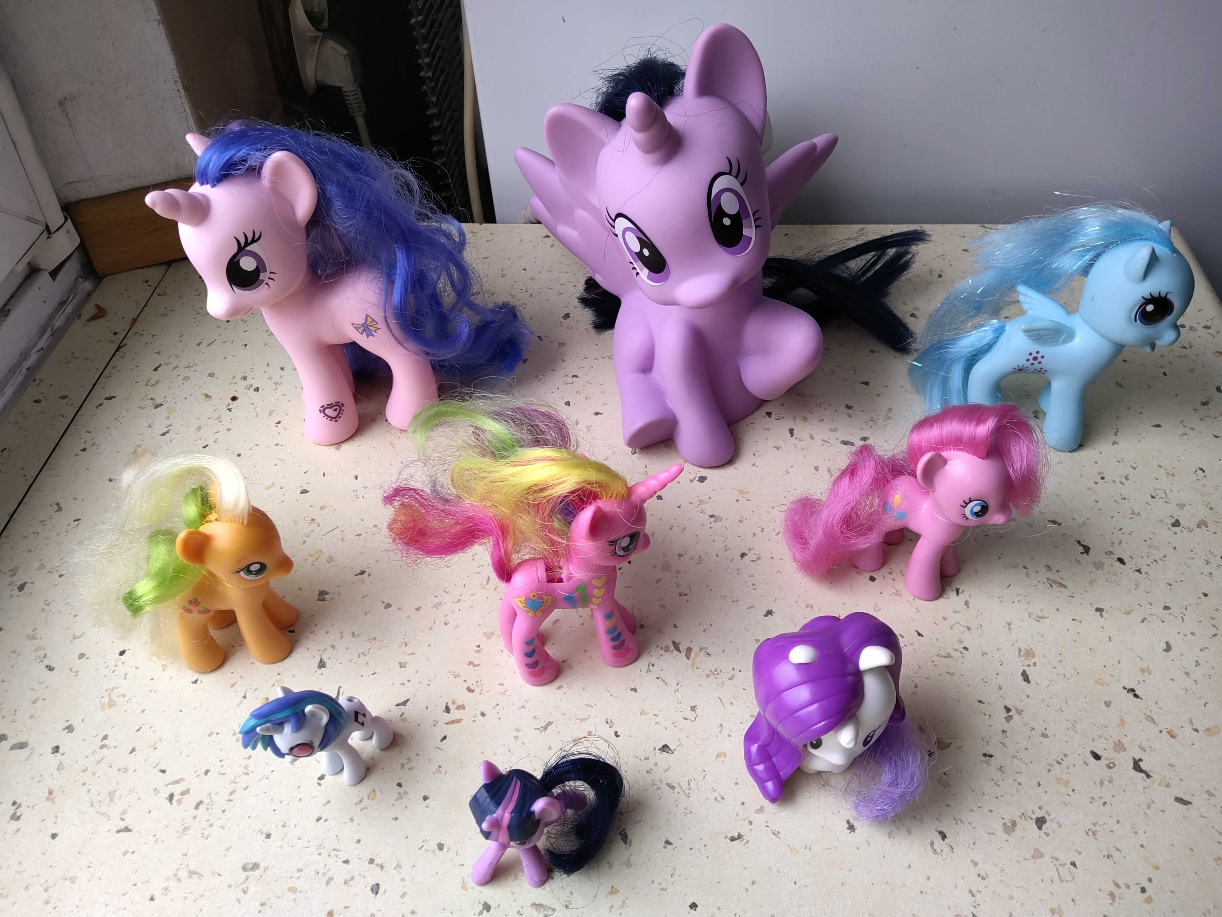 Kolekcja konie koniki, kucyki kuce, jednorożec, pony pegaz, też Hasbro