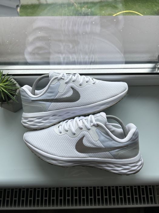 Кросівки Nike Revolution 6 White Platinum
