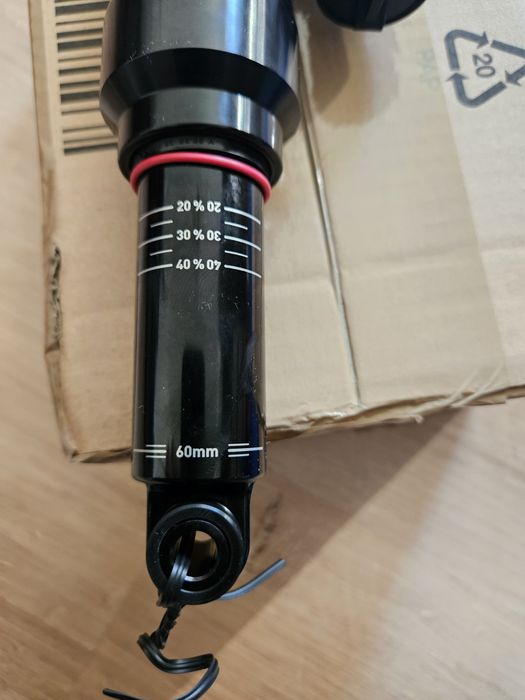 Rock shox SDU RC2T 205x60 , C2