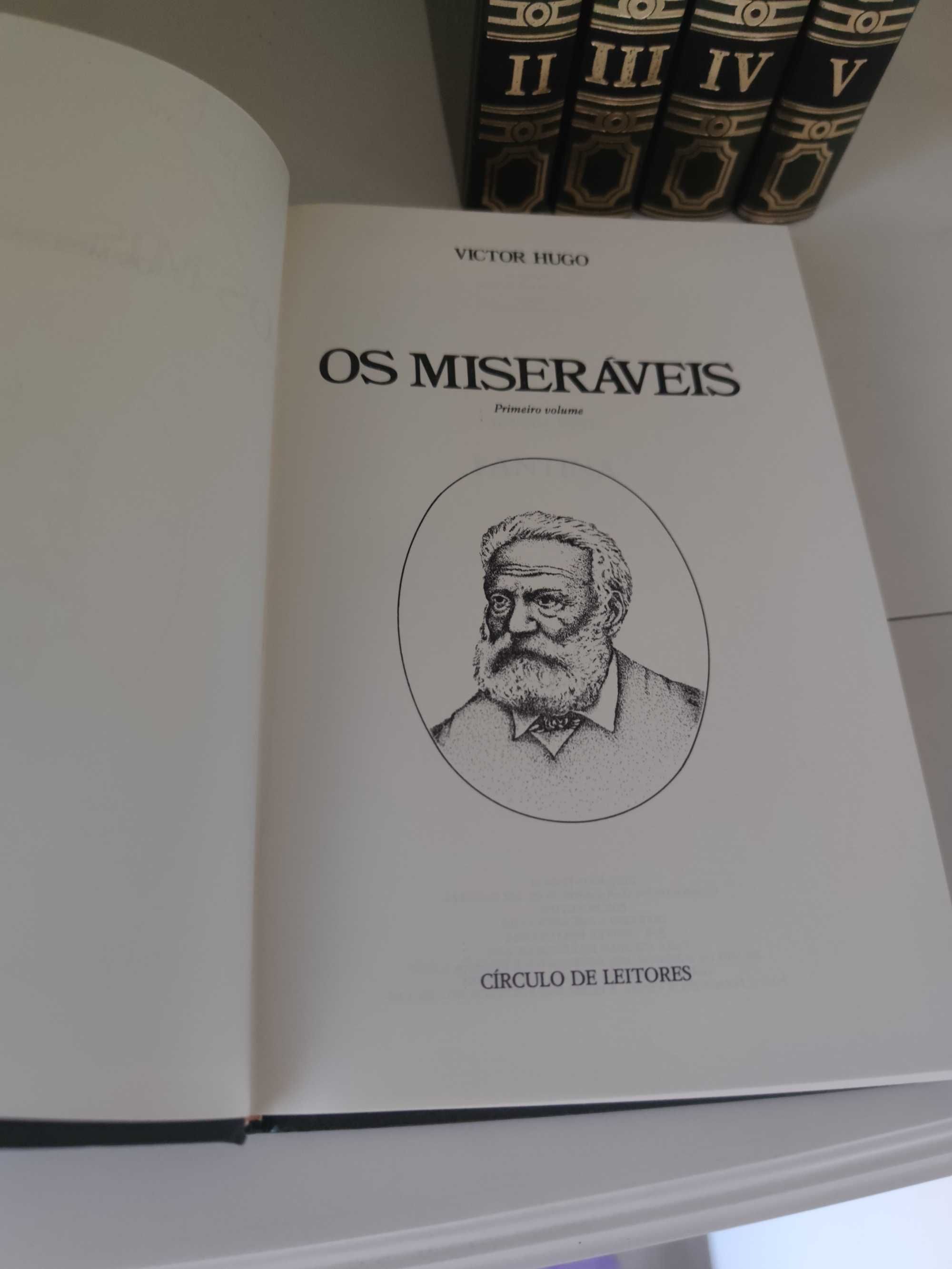 Coleção Livros Antigos de Capa Dura - Os Miseráveis - Victor Hugo