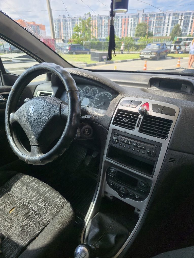 Продаю автомобіль