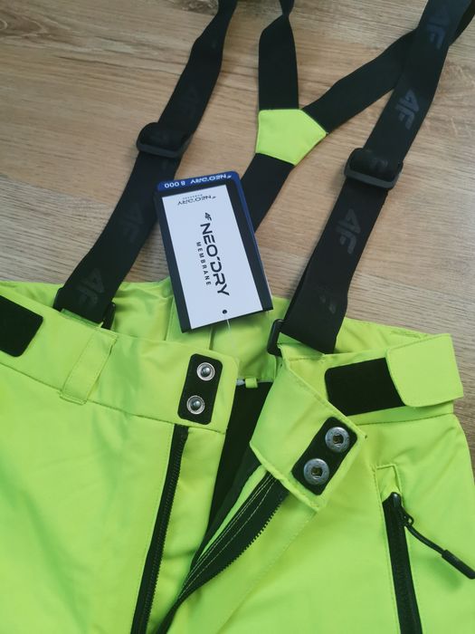 Spodnie narciarskie chłopięce 4F zimowe kombinezon membrana 8000 na sz