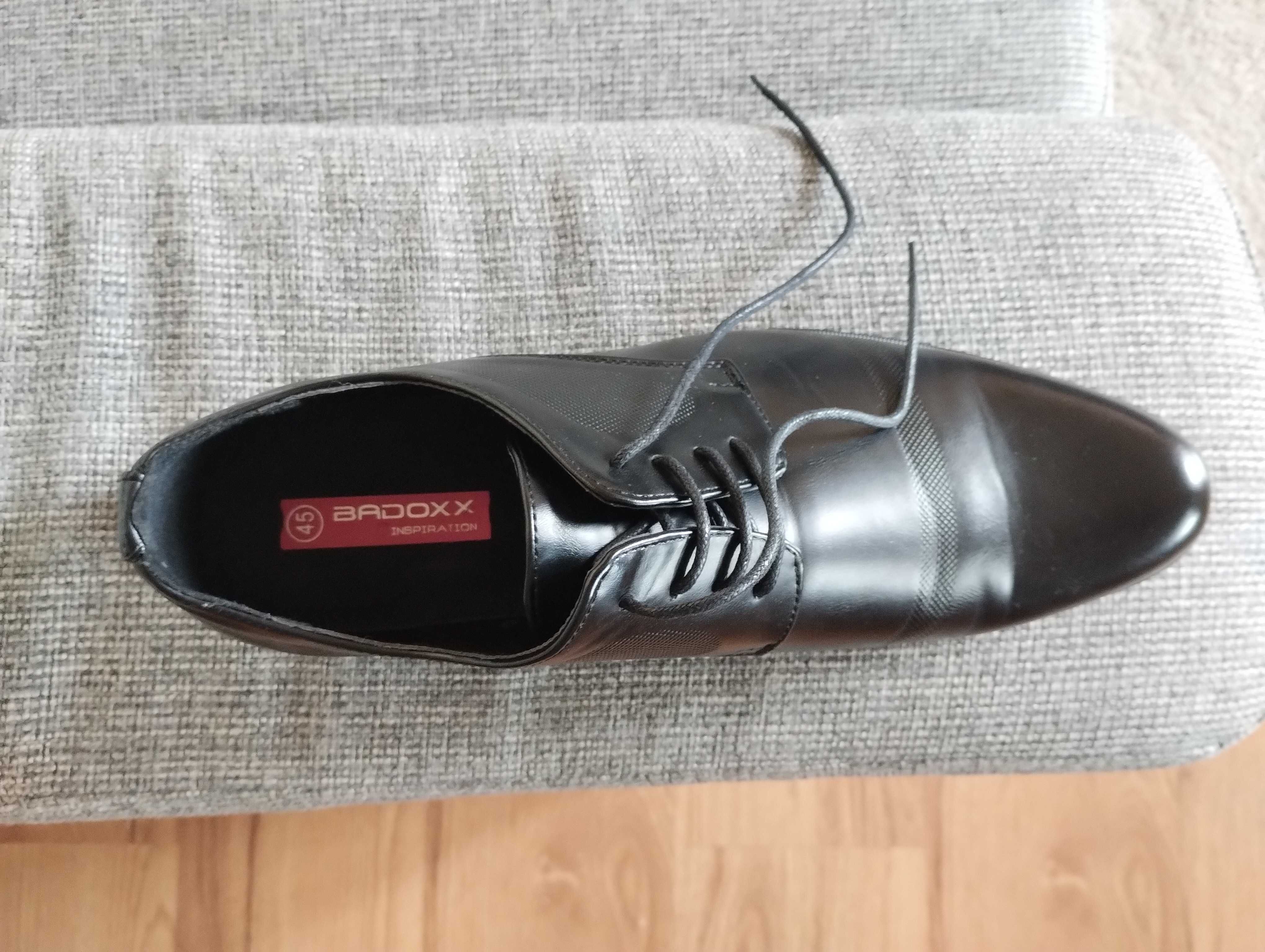 Buty wizytowe męskie elegancie wygodne półbuty rozmiar 45 czarny