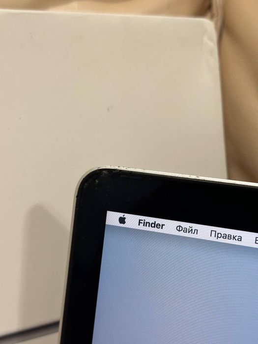 MacBook Pro 2015 15.4 16/256 GB!