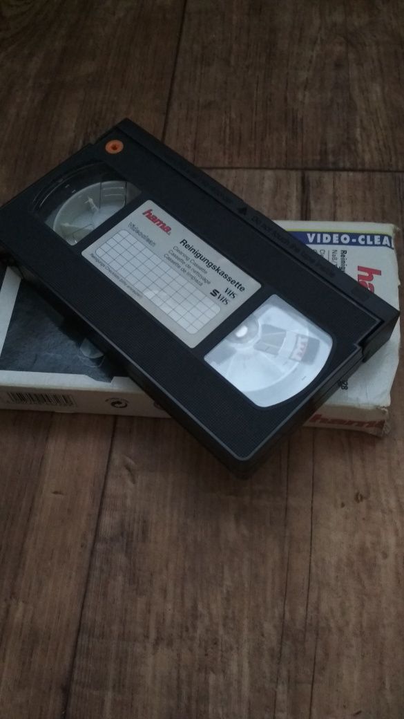 Video cleaning cassette VHS / S-VHS HAMA 44728 Очиститель кассет