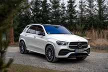 Mercedes-Benz GLE 4MATIC / Salon Polska / Bezwypadkowy / Faktura / 2 komplety kół