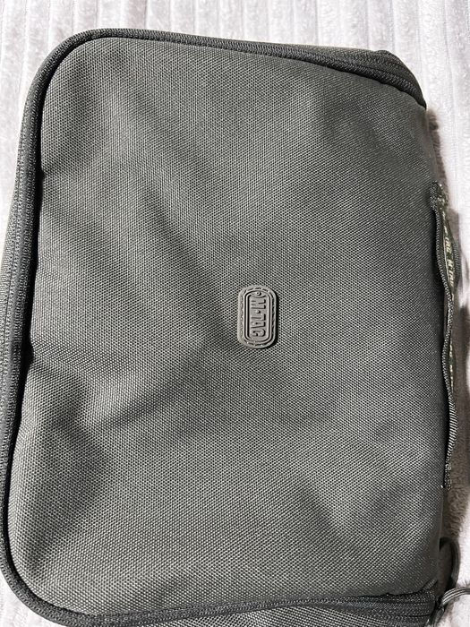 Косметичка чоловіча