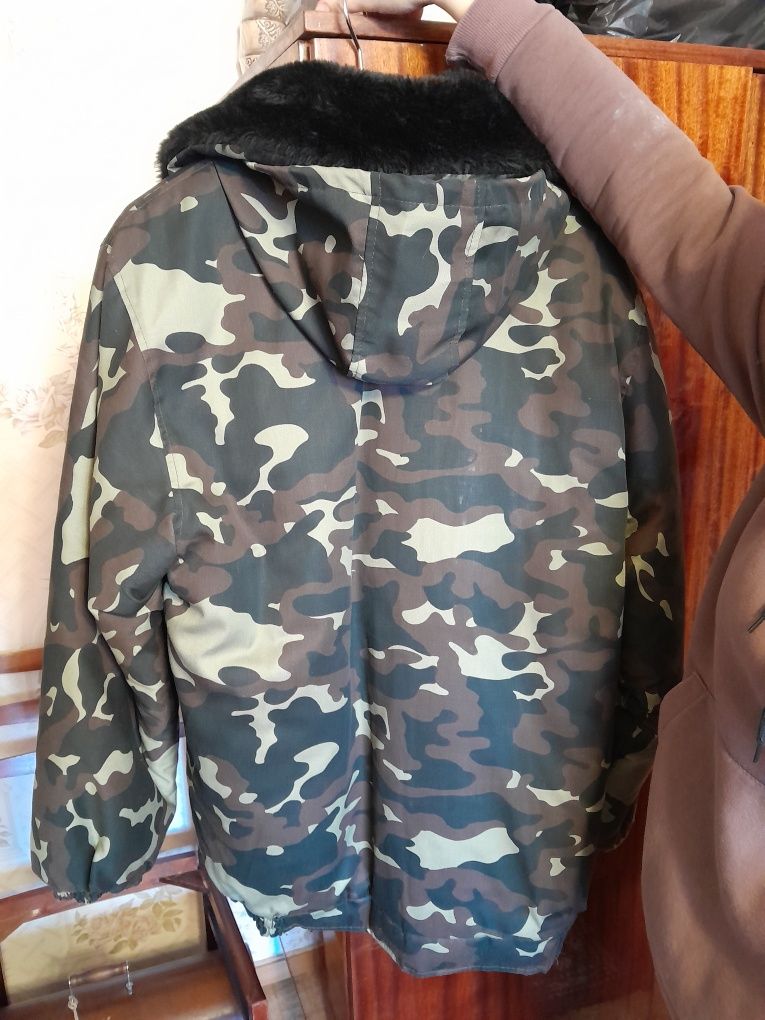 Продам військовий чоловічий бушлат