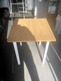 PINNTORP
Stół, bejca jasnobrązowa/biała bejca, 65x65 cm
