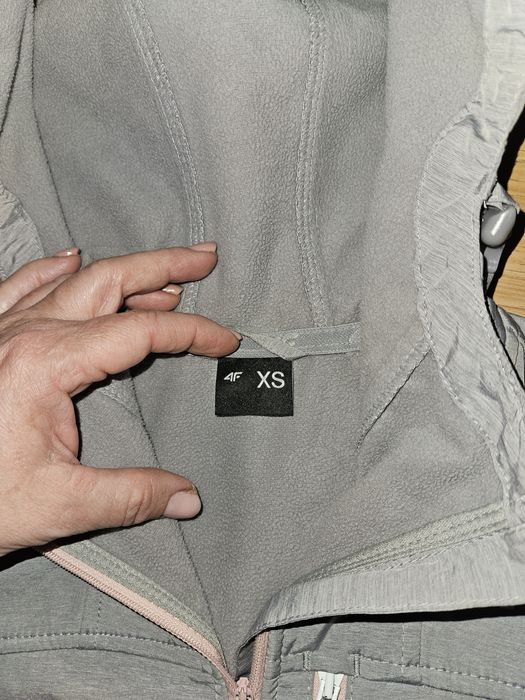 Kurtka dziewczęca z 4F rozm. XS