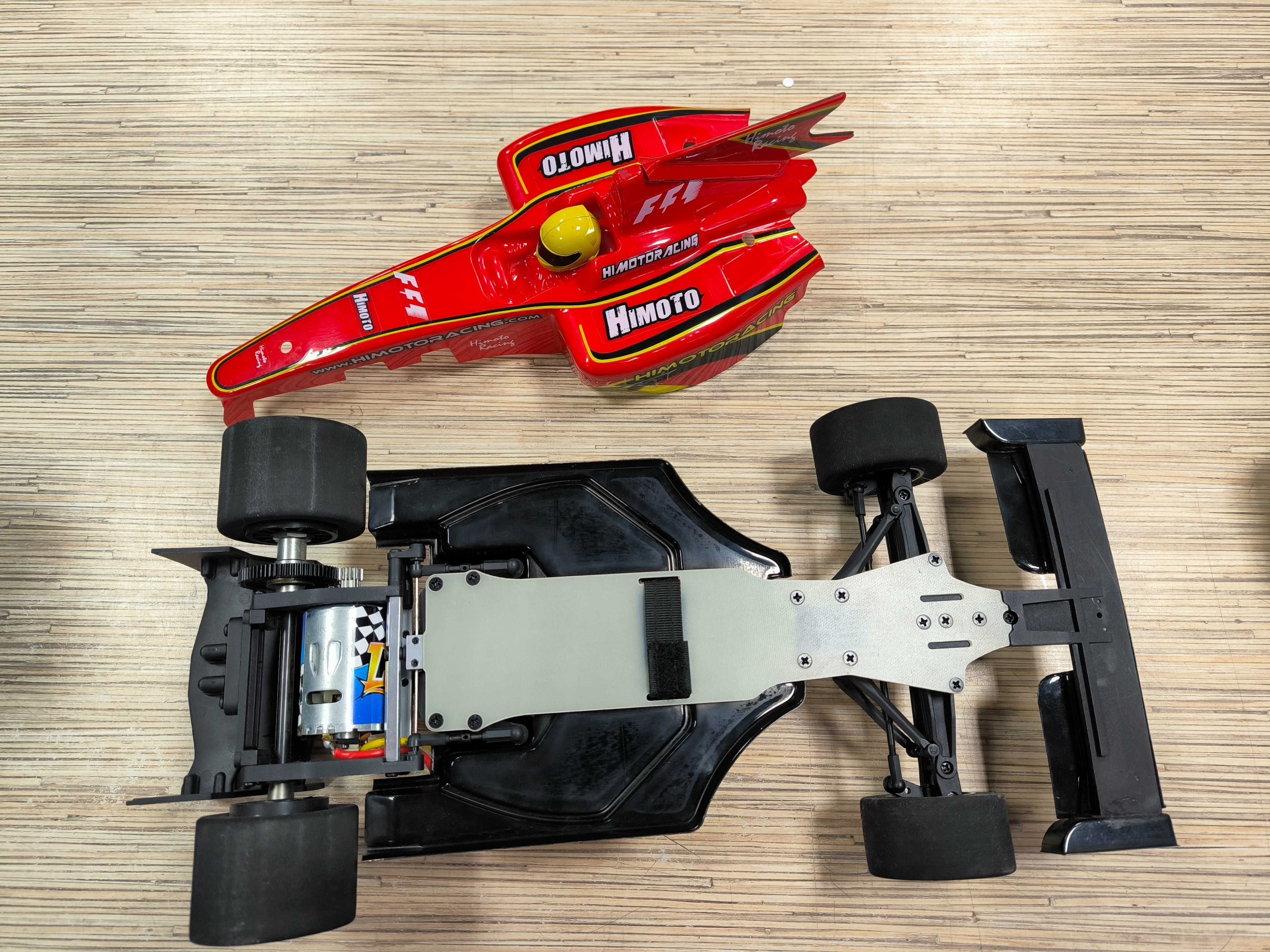 Auto  RC  Himoto     F1  2,4ghz  2WD  ( bez akumulatora )
