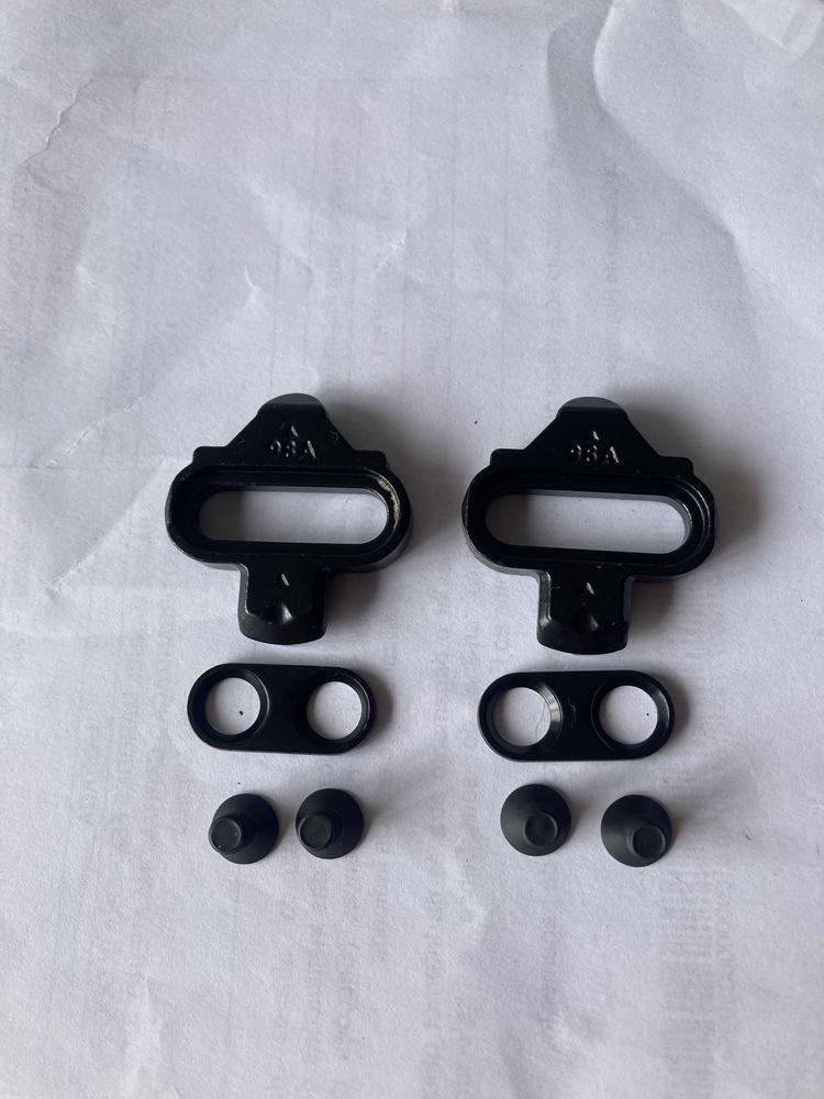 Encaixes para pedais Btt compativeis com Shimano.