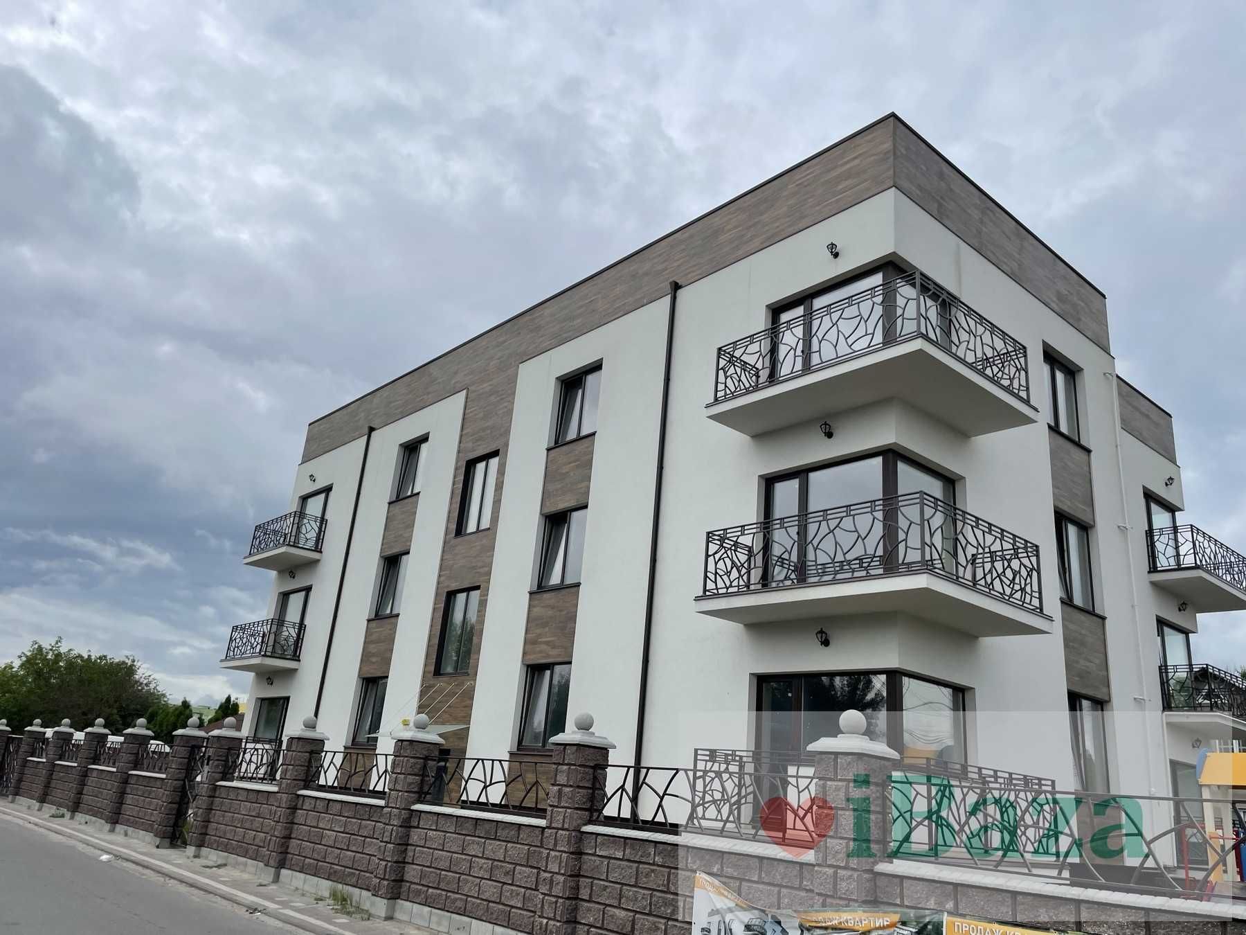 Продам однокімнатну квартиру в клубному будинку на 12 квартир