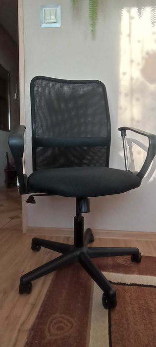 Sprzedam krzesło biurowe