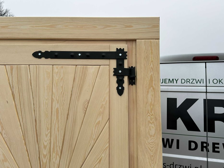 Drzwi zewnętrzne Lite  drewniane na wymiar  góralskie CAŁA POLSKA