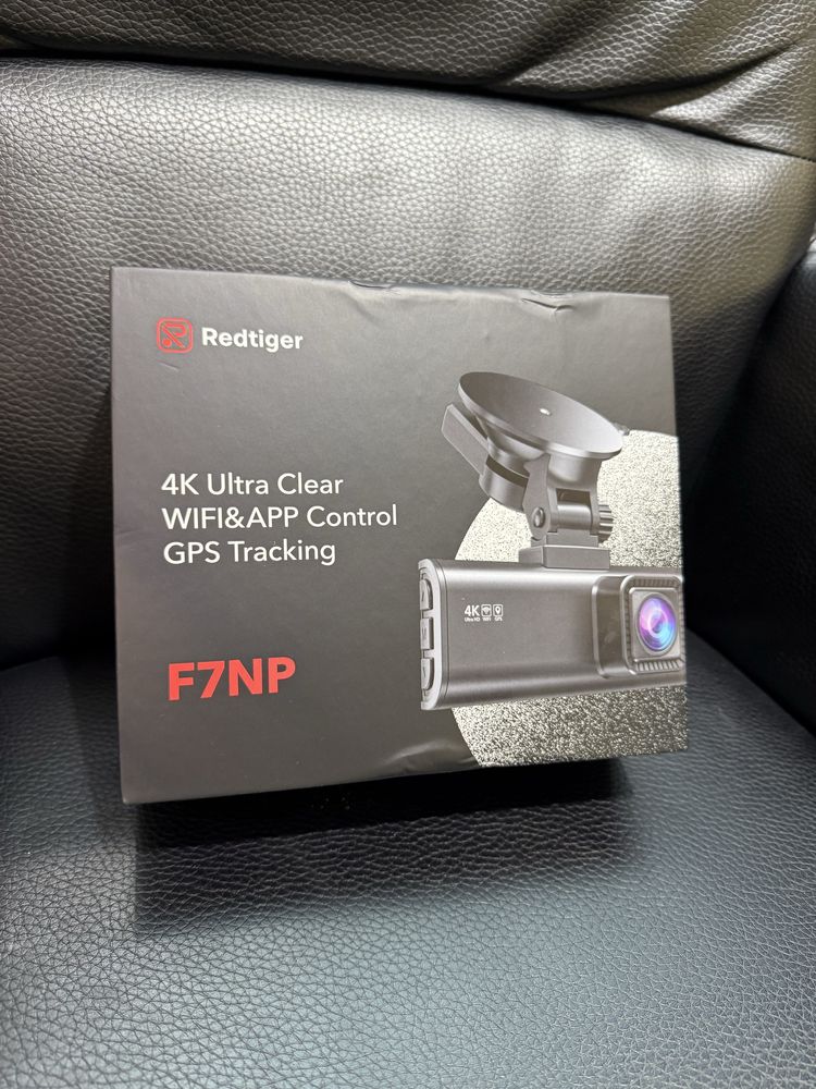 Відеореєстратор REDTIGER F7NP 4K 3 Wi-Fi GPS і камерою заднього огляду