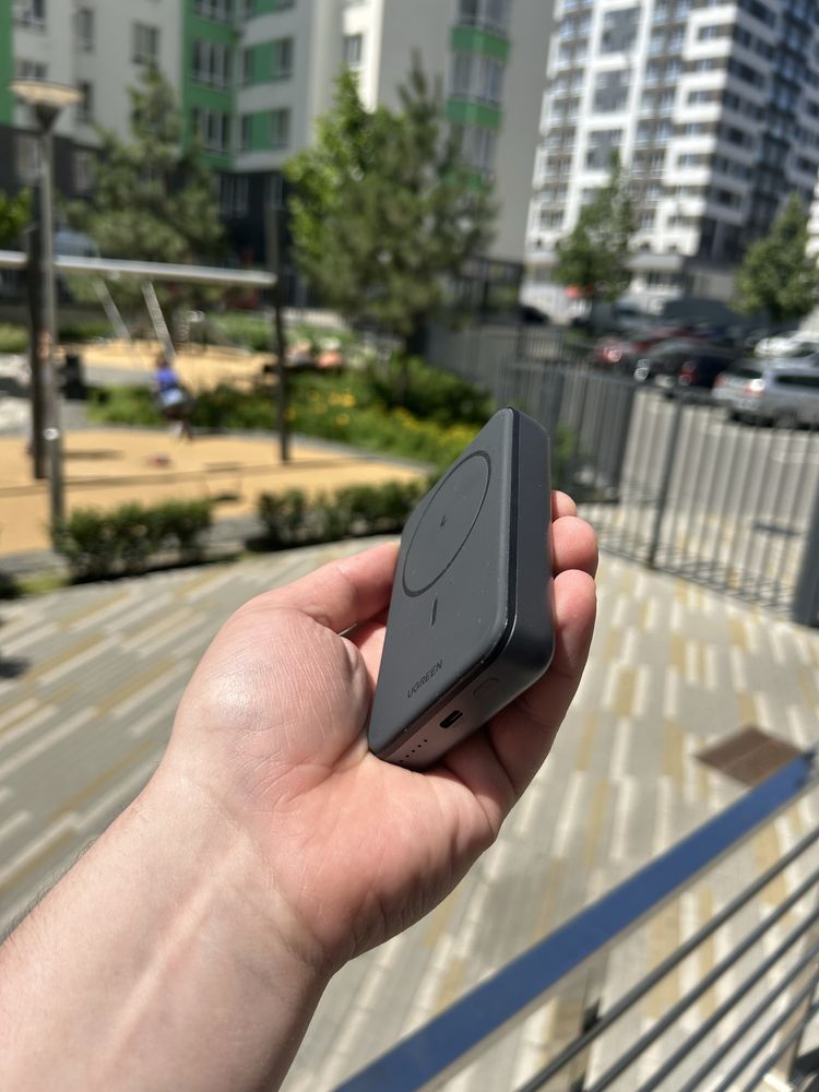 Безпровідний павербанк UGREEN PB561 10000mAh 20W MagSafe