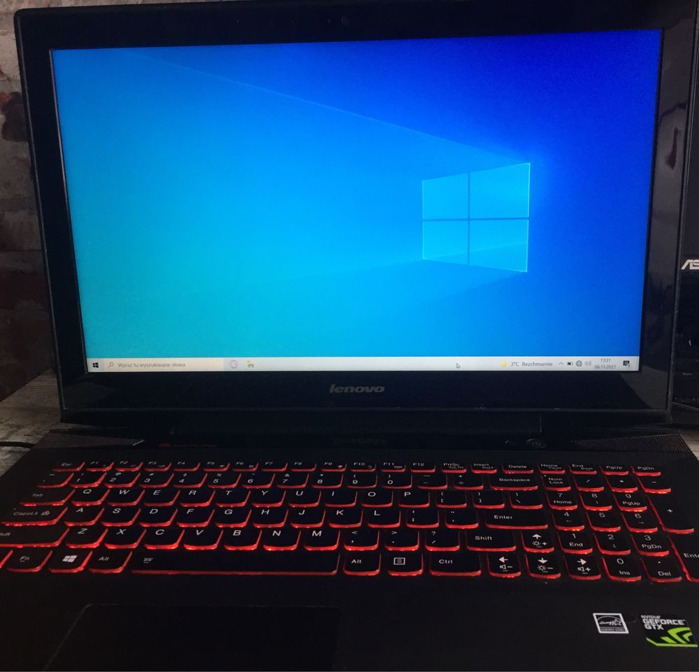 Laptop gamingowy Lenovo y50-70