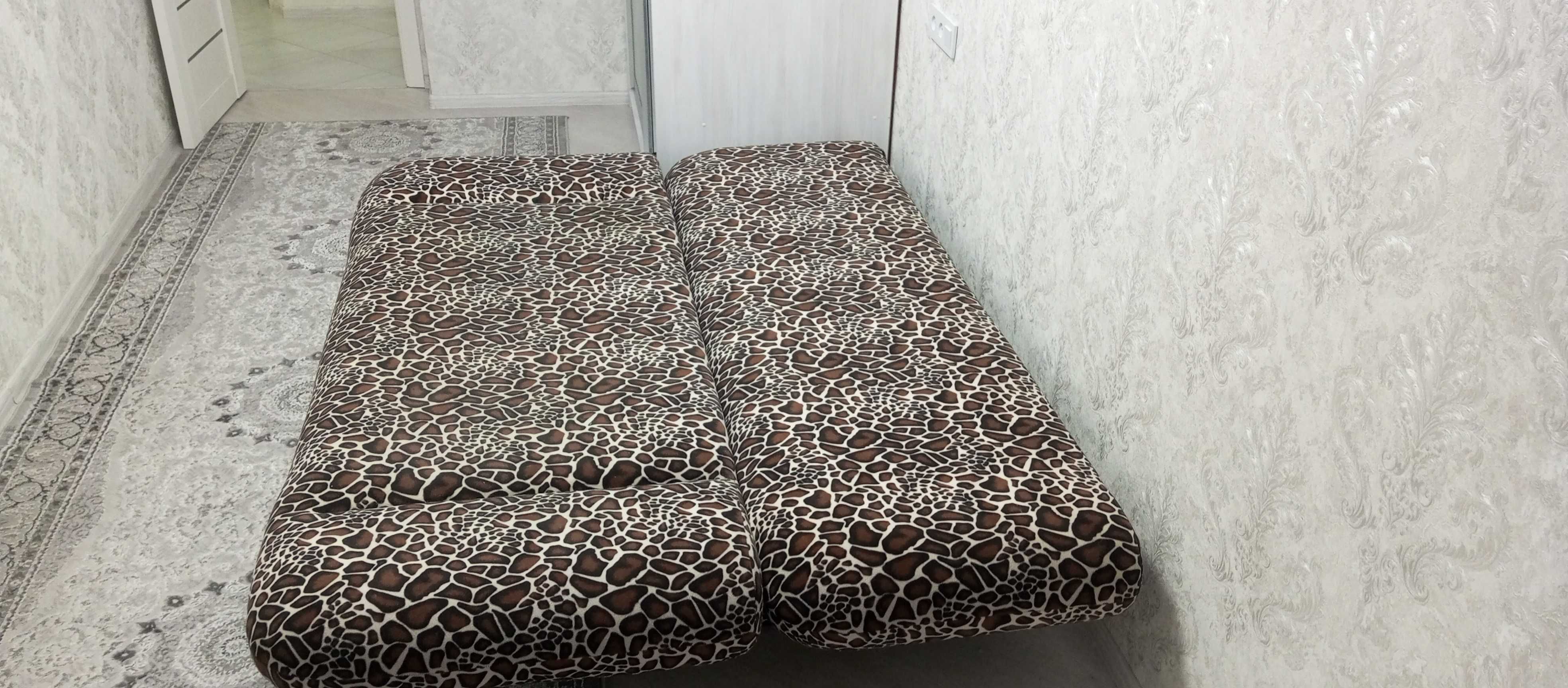 Продам диван розкладний
