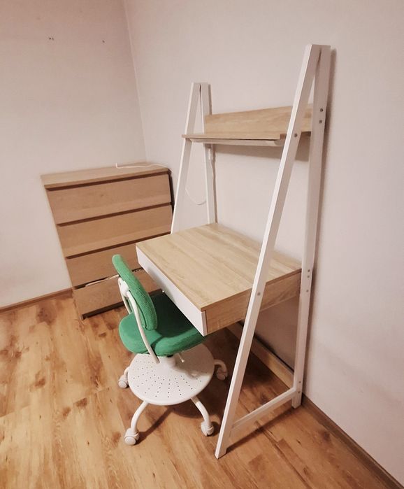 Biurko drabinka + krzesło biurkowe dziecięce Ikea