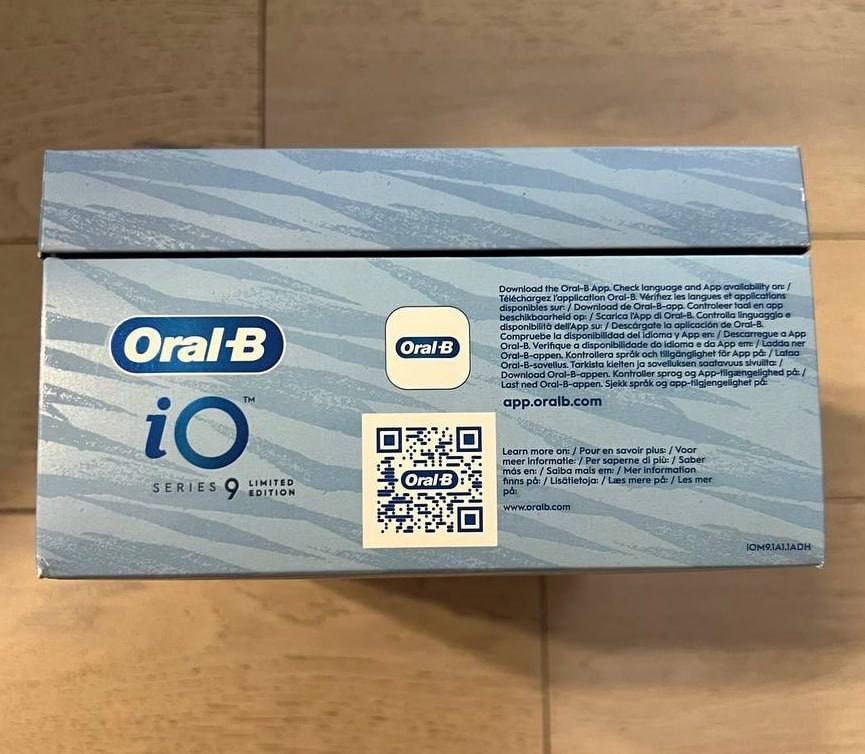 Електрична зубна щітка Oral-B iO Series 9 Aqua Marine