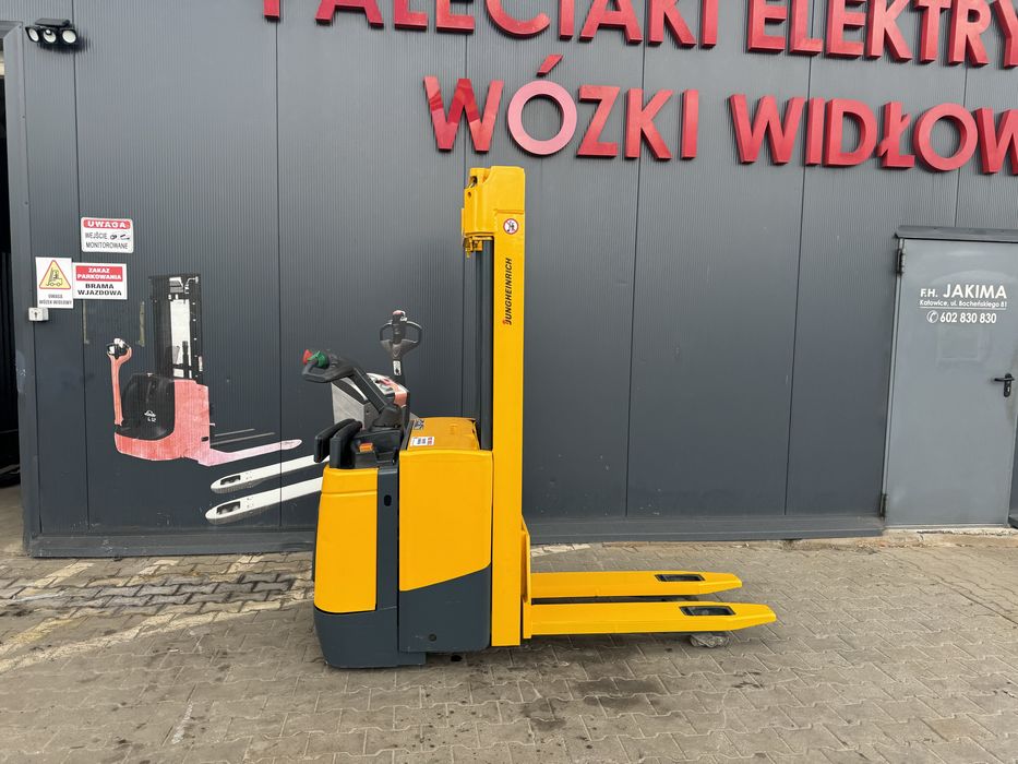 Paleciak elektryczny Jungheinrich 470 cm 1400 kg ERC Z 14 wózek