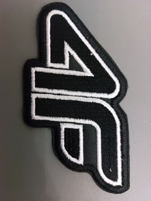 Naszywka 4F 9x5cm haftowana