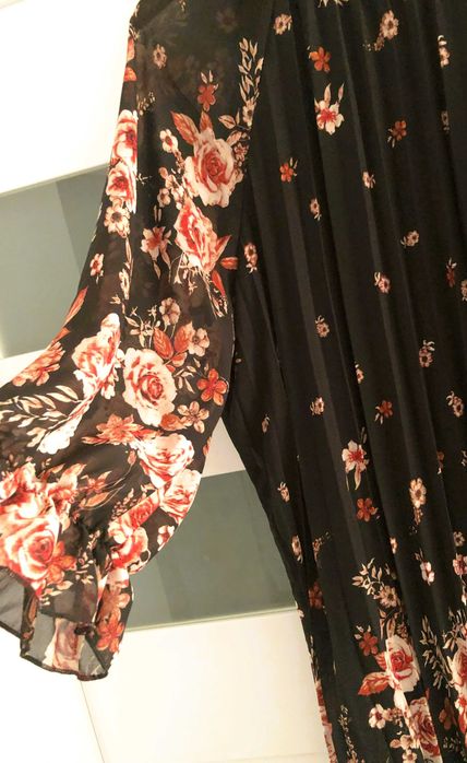 Śliczna sukienka plisowana