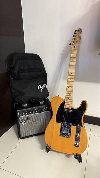Guitarra Squier Fender + Amplificador