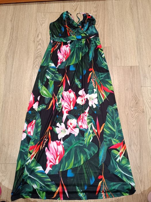 Sukienka maxi w kwiaty