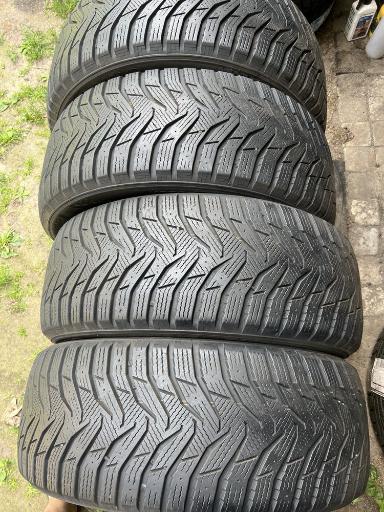 Резина зимова 255 55 r18 kunho