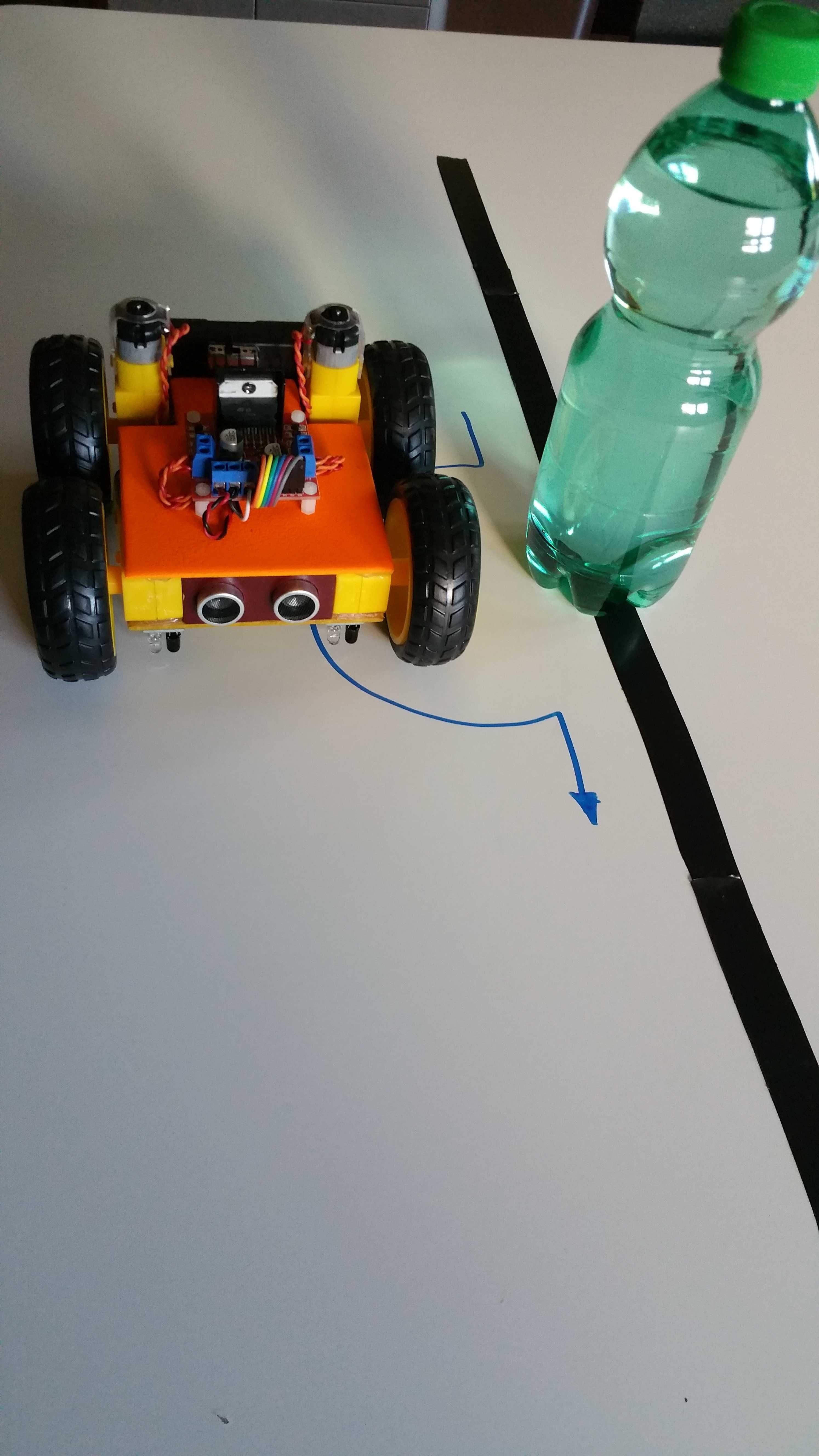 Carro Robot Educacional Arduino programado linha evita obstáculos.